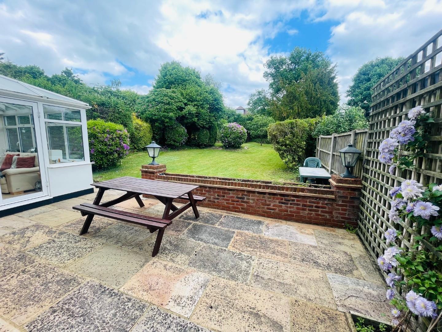 Tretawn Gardens, Mill Hill